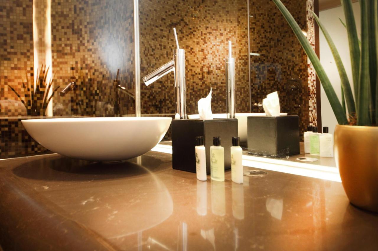 Hotel Neues Tor Бад Вимпфен Екстериор снимка