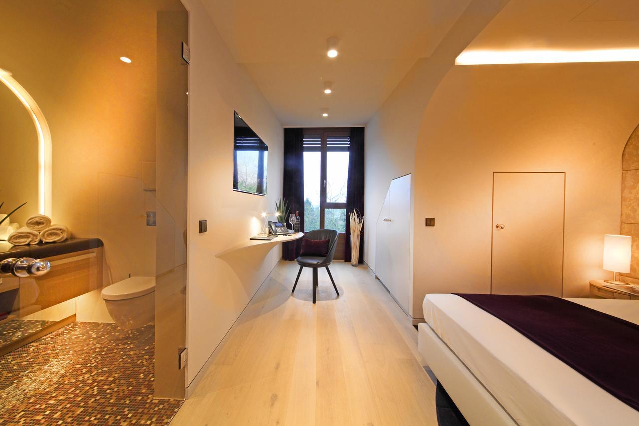 Hotel Neues Tor Бад Вимпфен Екстериор снимка